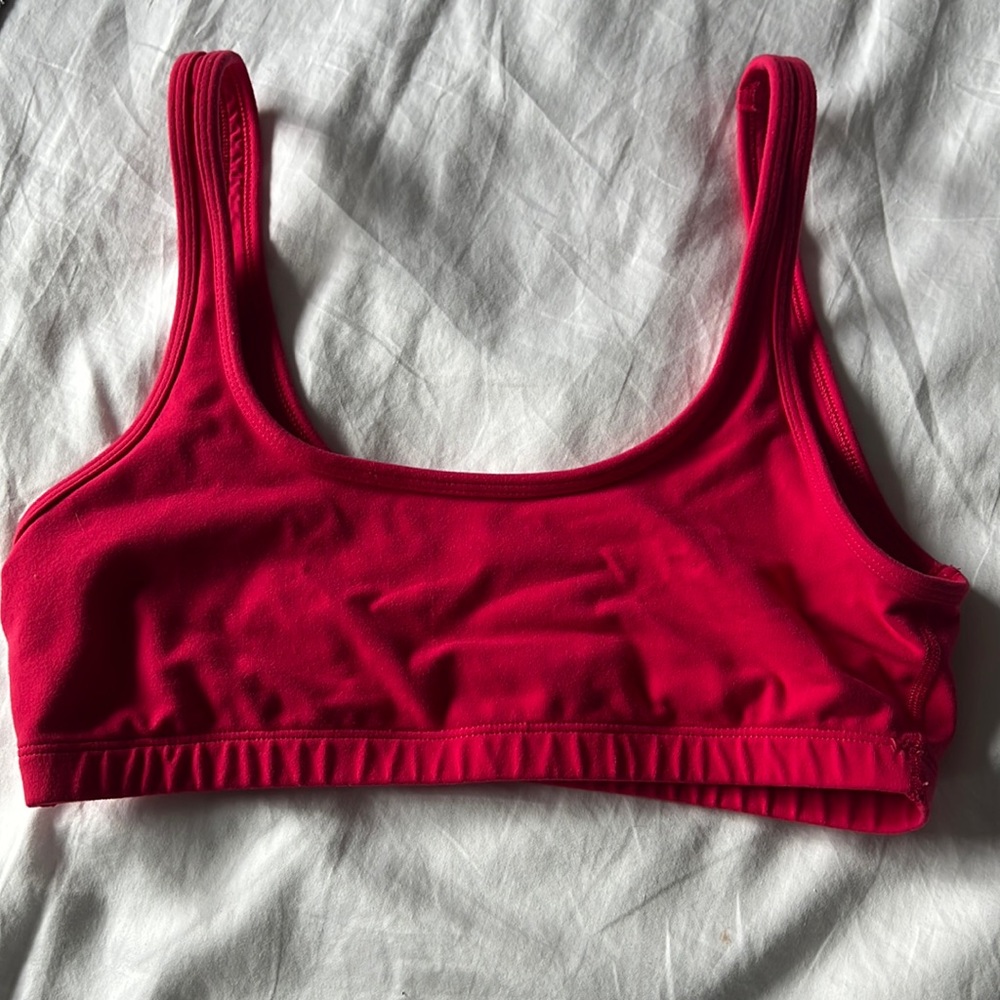 Aritzia TNAction bra